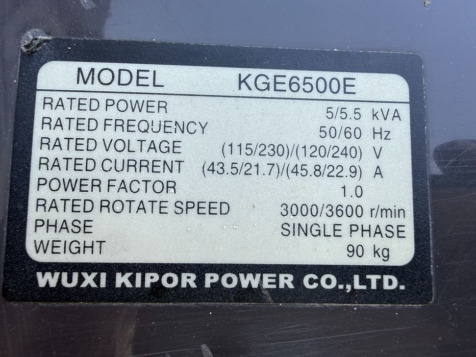 * KIPOR KGE 6500E оригинальный мощный генератор-движок в отличном сост