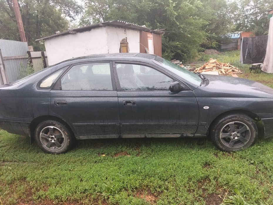 Продам Toyota Carina E