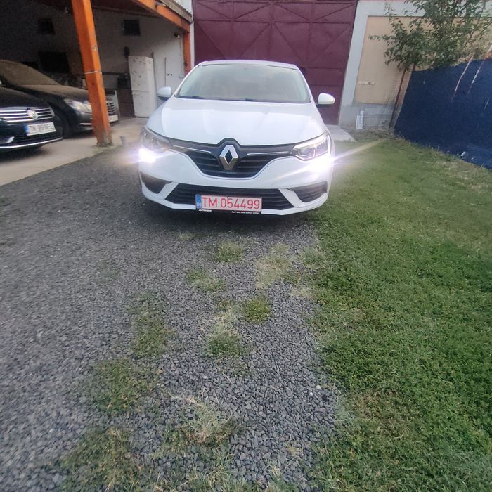RENAULT Megane 2019 — imagine 2
