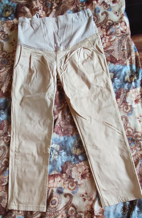 Вещи для беременных и кормящих