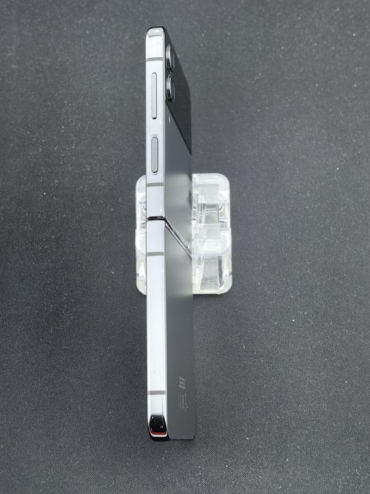 Samsung Galaxy Z Flip4 5G 512 GB-zio134