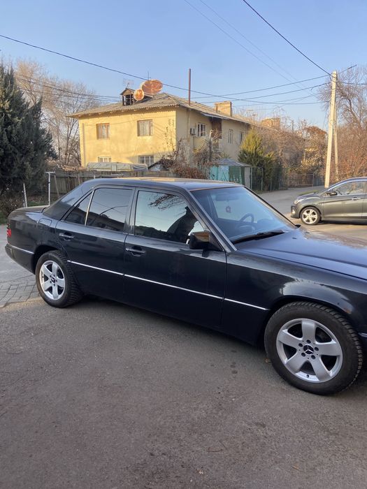 Продам Mercedes-Benz E-Class w124