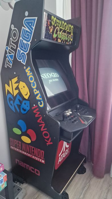 Arcade Cabinet Custom cu CRT 21" + Neo Geo MV1FZ Original + The King of Fighters '94 Original