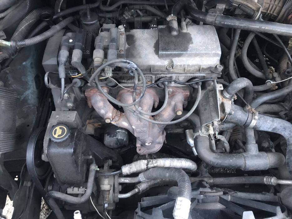 Рено сценик 1.6 90кс 1998 На Части