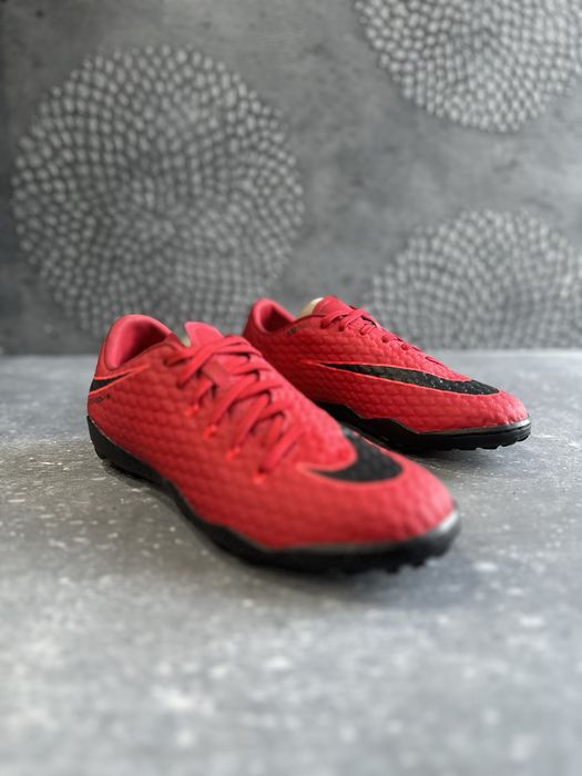 Сороконожки Nike Hypervenom