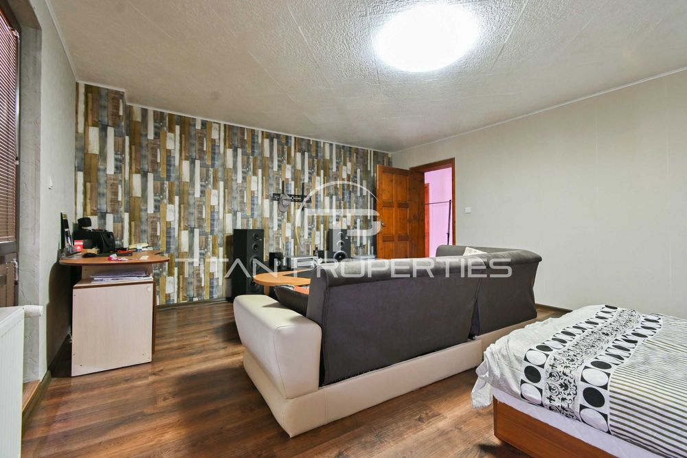 Продава се Къща в Костинброд - 314 кв.м за 1641 €/кв.м - Снимка #14