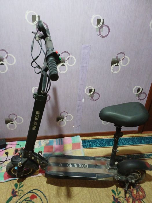 Продаётся электро самокат Kugo m4 pro