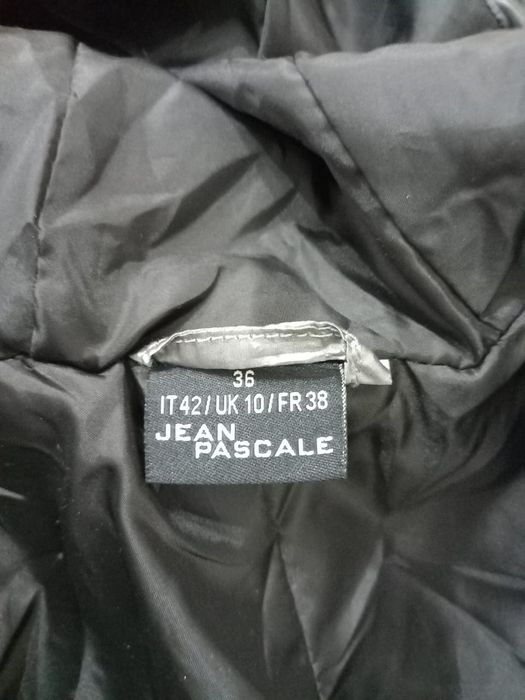 Демисезонная куртка на девочку