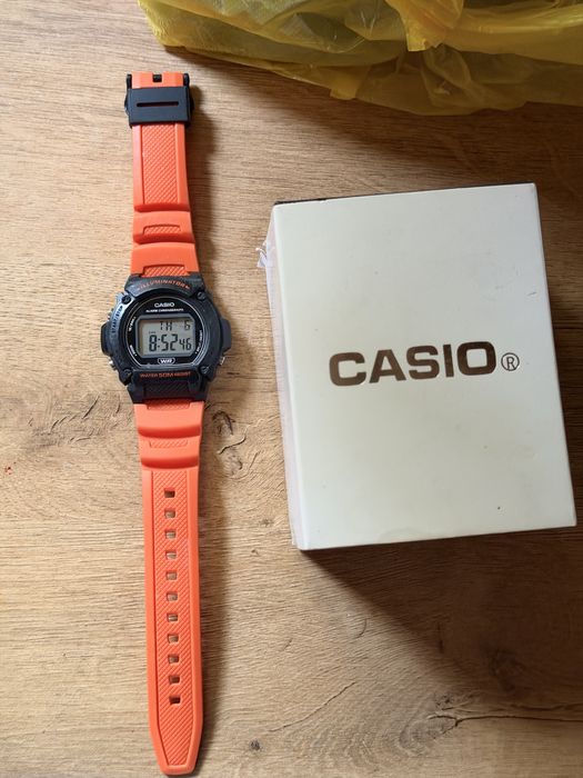 Casio часы illuminator