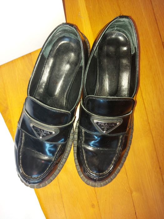 Loafersi Prada negri