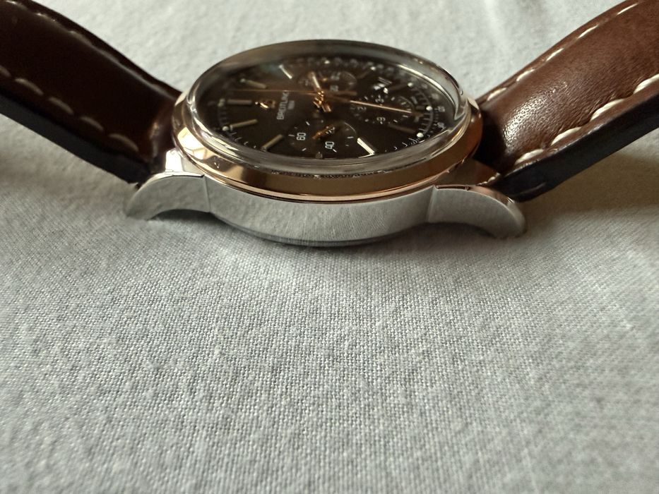 Breitling Transocean Chronograph 18k rose gold bezel