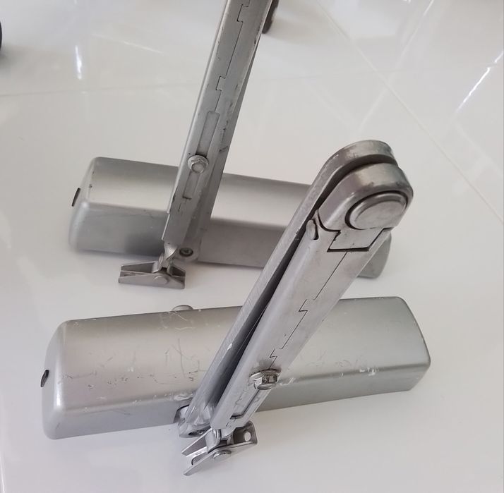 Автомат за врата Abloy