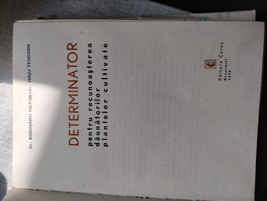 ^Determinator pentru recunoașterea dăunătorilor plantelor cultivate