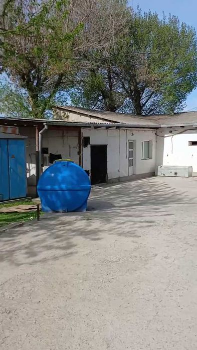 Продаётся нежилое помещение в Бектемирском  районе  БКС