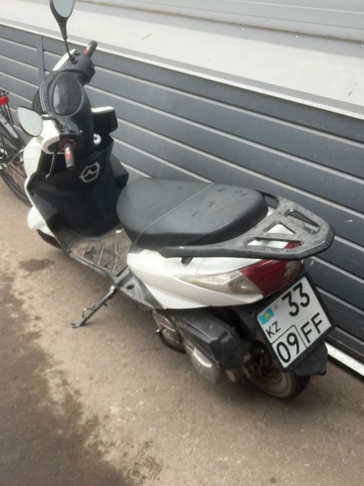 Мопед  срочно продаю в майкудуке