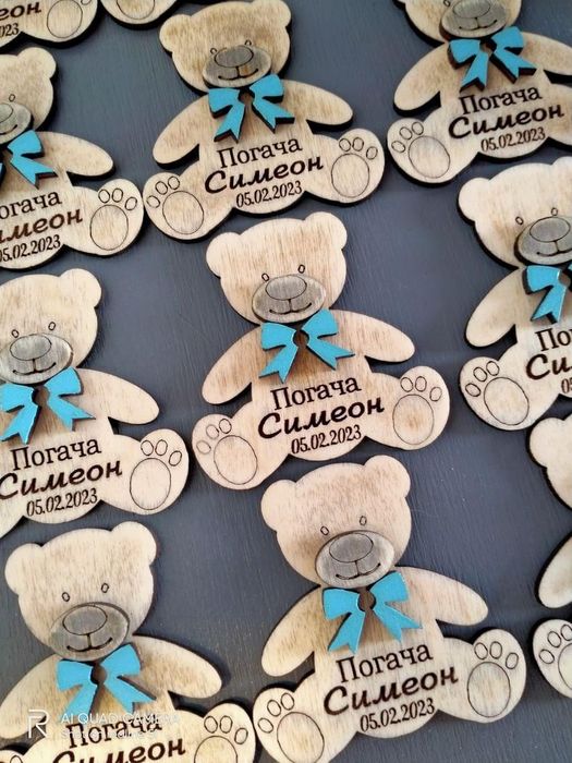 Гравирани дървени подаръчета за гости