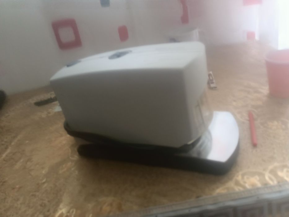 Vînd Aparat de capsat