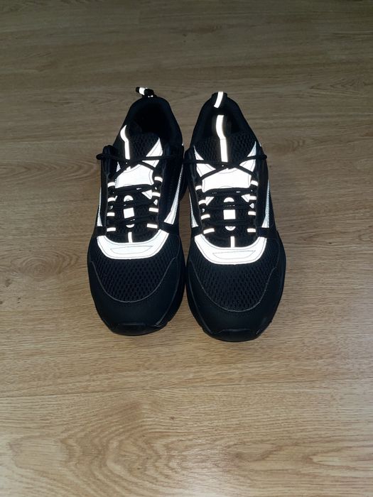 Vand DIOR b22 NOI marimea 41