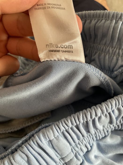 pantaloni nike tech