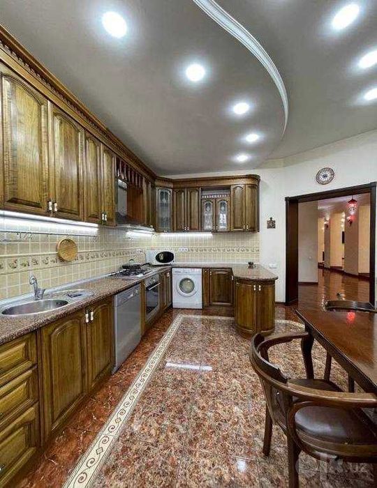 Яккасарайский район Ориентир: ул. Нукусская, Глинка 8 комнат: 5 000 у.е. - Ijara uzoq muddatga Toshkent на Olx