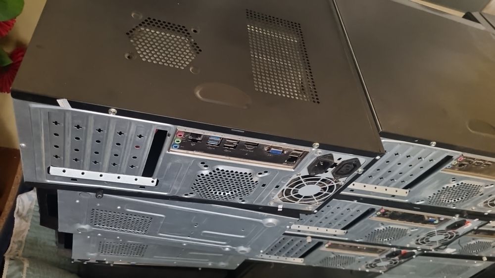 Kompyuterlar komplekt sotiladi