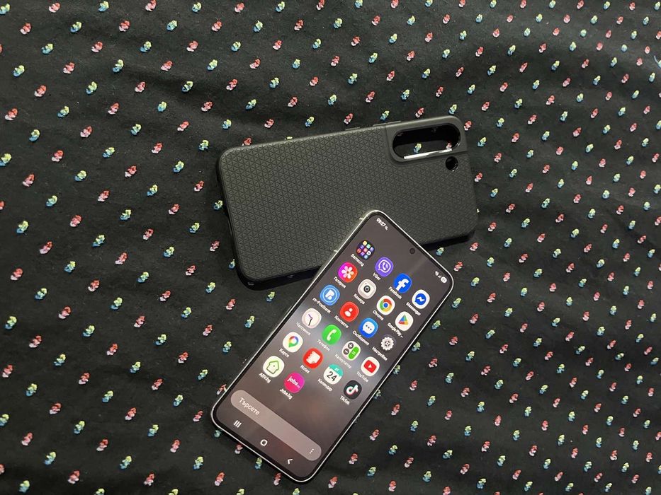 Samsung s22 5g  128/8