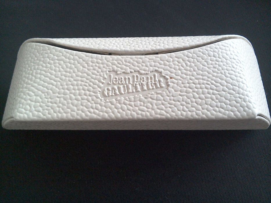 Etui/toc ochelari Paul Gaultier, original, piele - închidere magnetică
