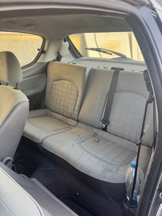 Peugeot 206 2.0 hdi на части може и цяла