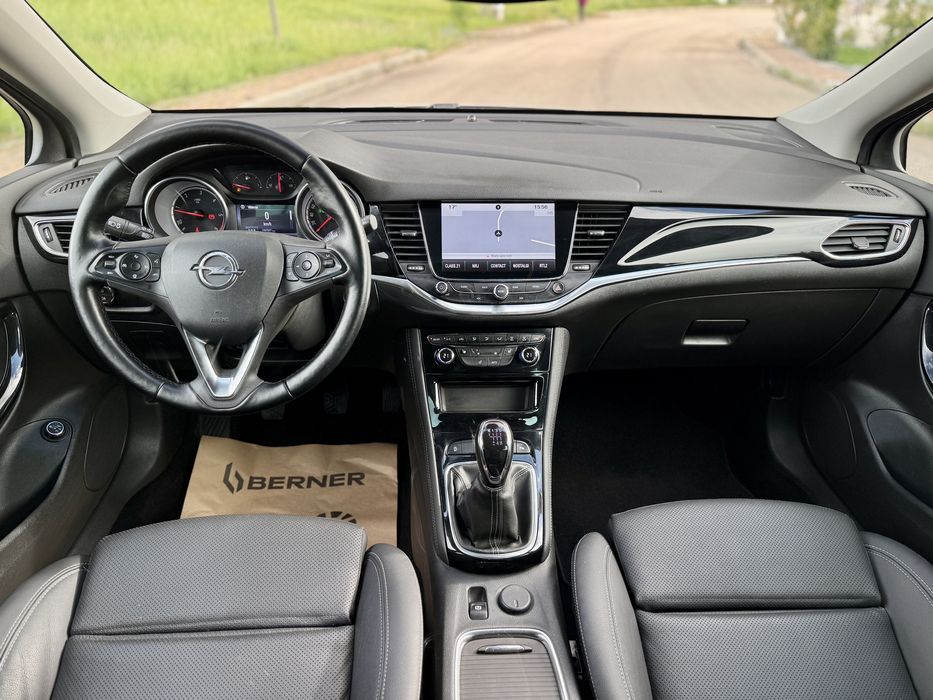 Opel Astra 1.6 Diesel Bi-Xenon Navi Interior Sport Camera Masalier Soft Clouse Line Assist