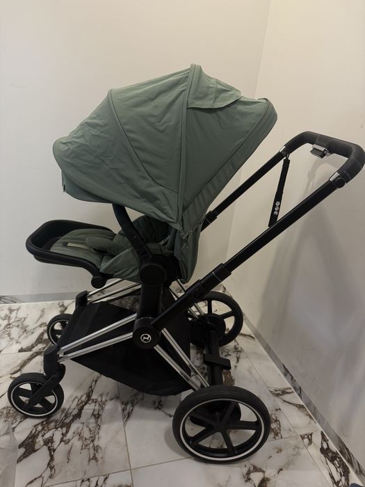 Cybex E- Priam 4 (Пълен комплект+аксесоари) (1900лв само шаси)