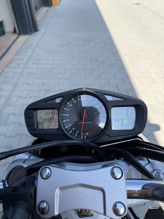 Suzuki GSR 600 2006