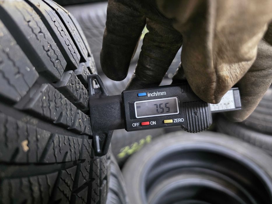 2бр Като нови зимни гуми 205 55 16 - Yokohama - DOT 2024