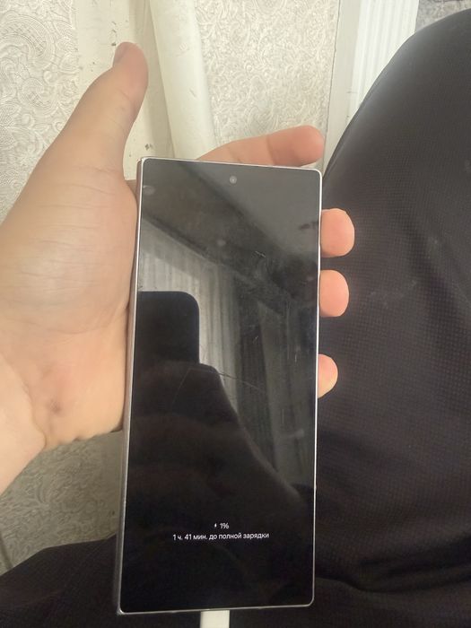 Смартфон Galaxy Z fold 6