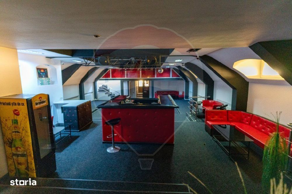 Spațiu comercial de vanzare central,Hateg jud. Hunedoara