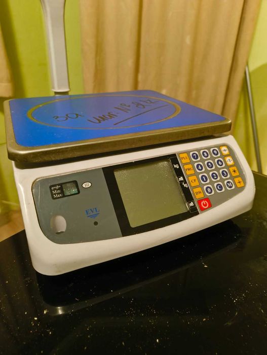 Елетронна везна, търговска.