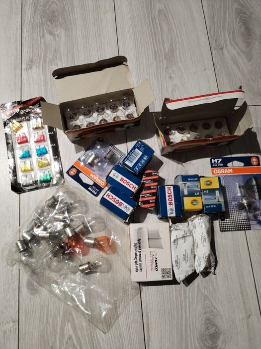 Becuri camion și hârtie tahograf