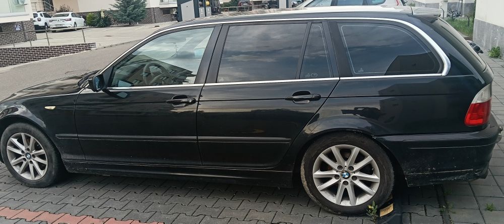 BMW      Seria  3