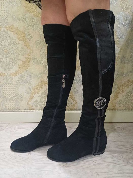 Сапожки женские в ассортименте