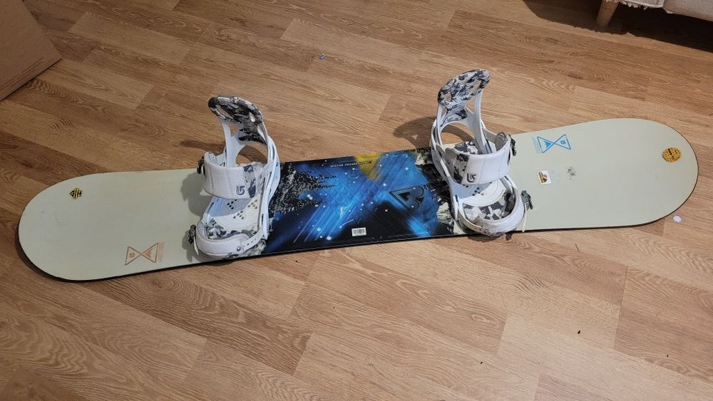 Placa snowboard Burton 157 cu legături Burton