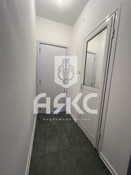 Продава се Двустаен апартамент в София, Люлин 8 - 44 кв.м за 2955 €/кв.м - Снимка #4