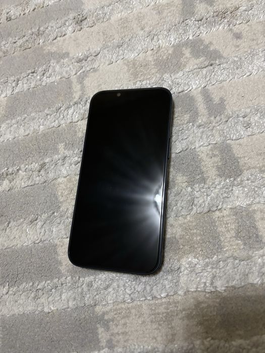 Айфон 13 в идеальном состояний