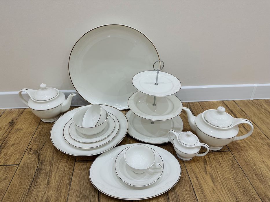 Продам чайно-столовый сервиз