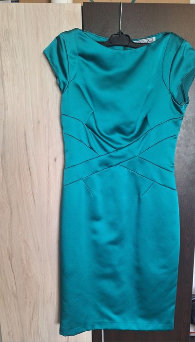 Vând rochie superba marimea S-M