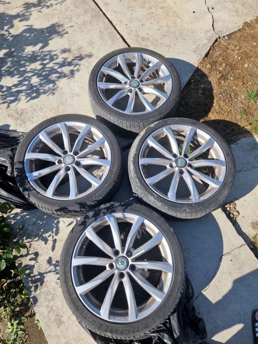 Roti Skoda Octavia 225/40/R18