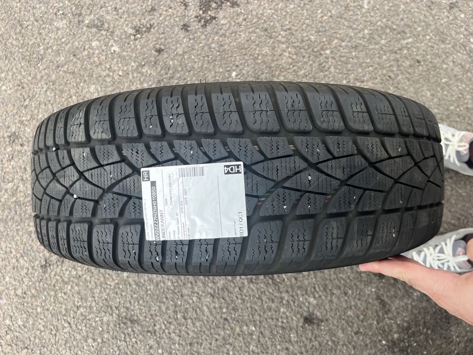 4 roti Dunlop 215/60 R17 iarna