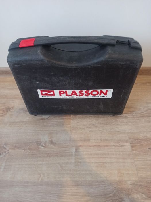 Dispozitiv PLASSON de răzui țevi