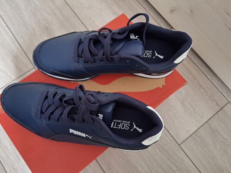 Adidasi noi puma