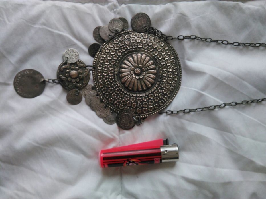 Продавам Етнографски сачанов Родопски накит за врат