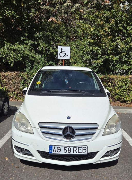 Vând mercedes clasa b 200 cdi