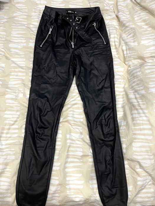 Черни кожени дънки